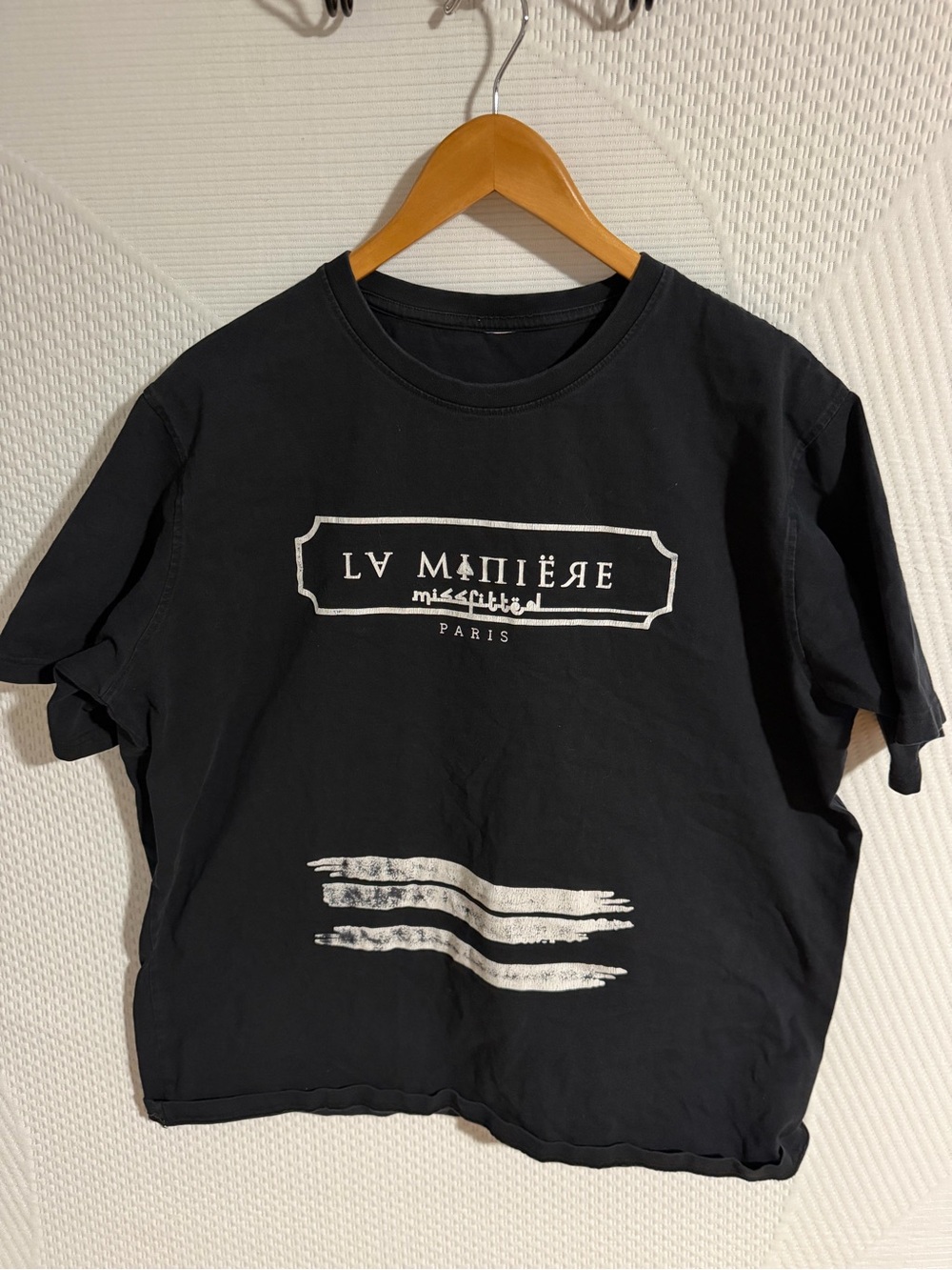 Black Graphic Short-Sleeve Men's T-Shirt with White Print no size